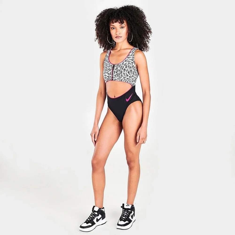 Nike Party Dots Women’s Cutout One-Piece Swimsuit M NWT